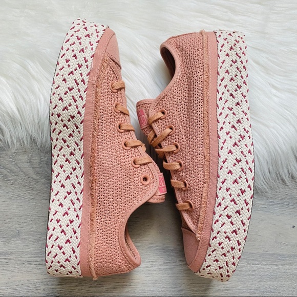 NWT Converse Chuck Taylor All Star Low Top Women’s - Picture 6 of 10